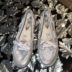 Converse silver